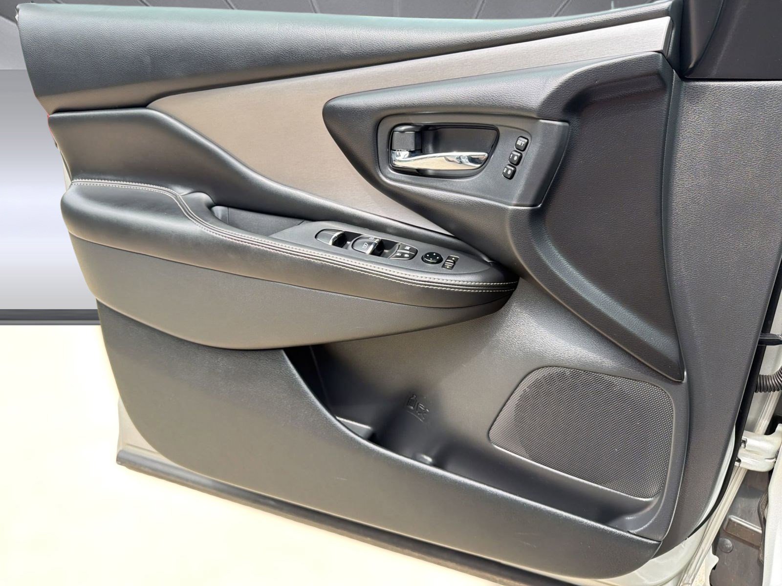 Used 2023 Nissan Murano SL image 20