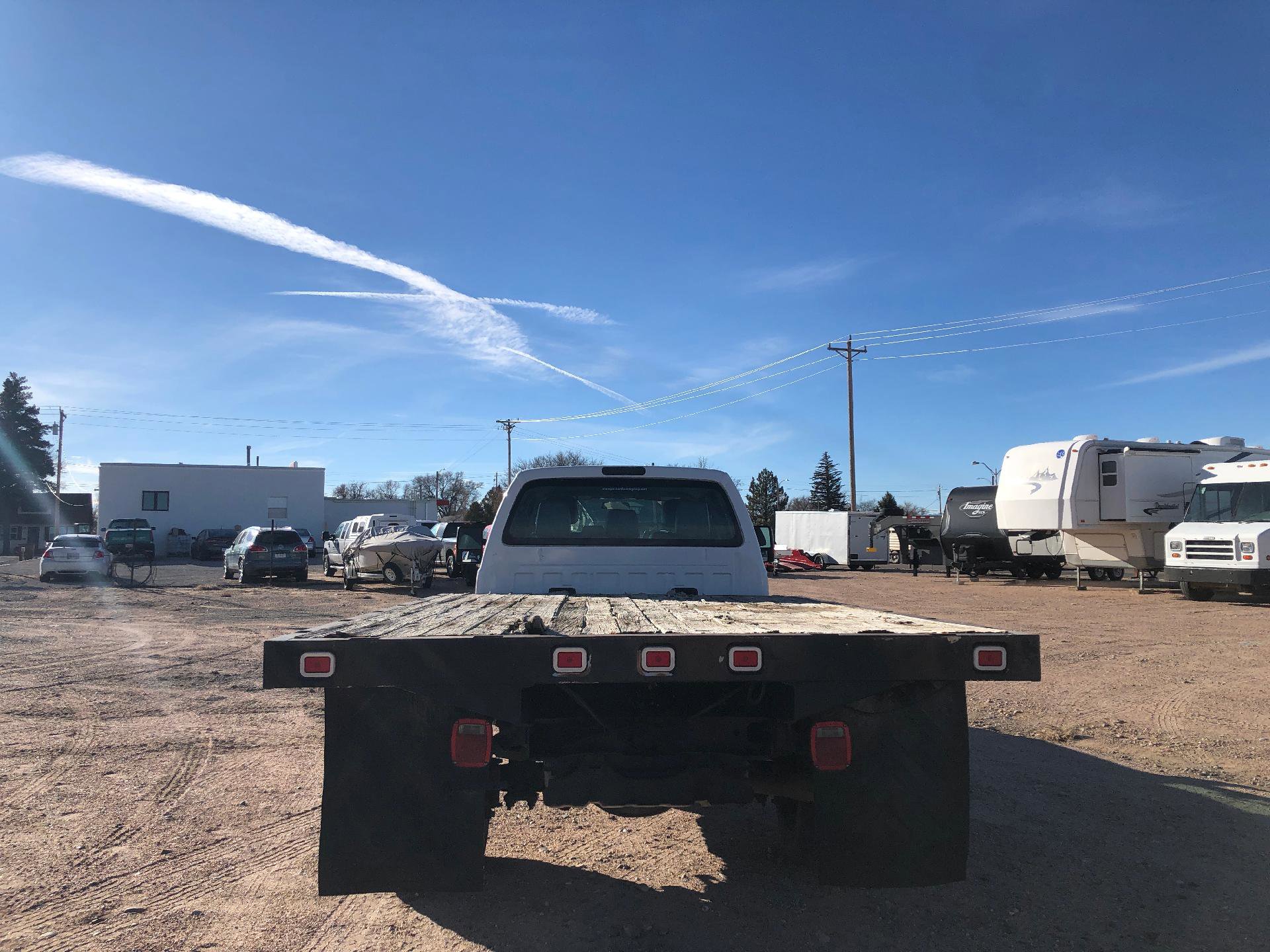 Used 2015 Ford F550 4x4 Crew Cab Super Duty image 4