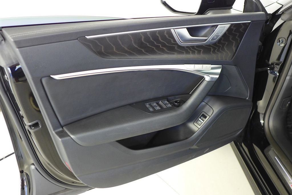 Used 2023 Audi A7 3.0T Premium w/ Convenience Package image 11