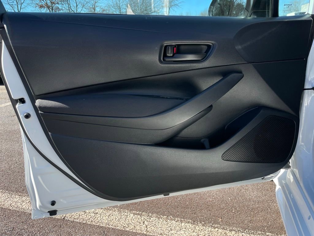 Used 2024 Toyota Corolla LE image 23