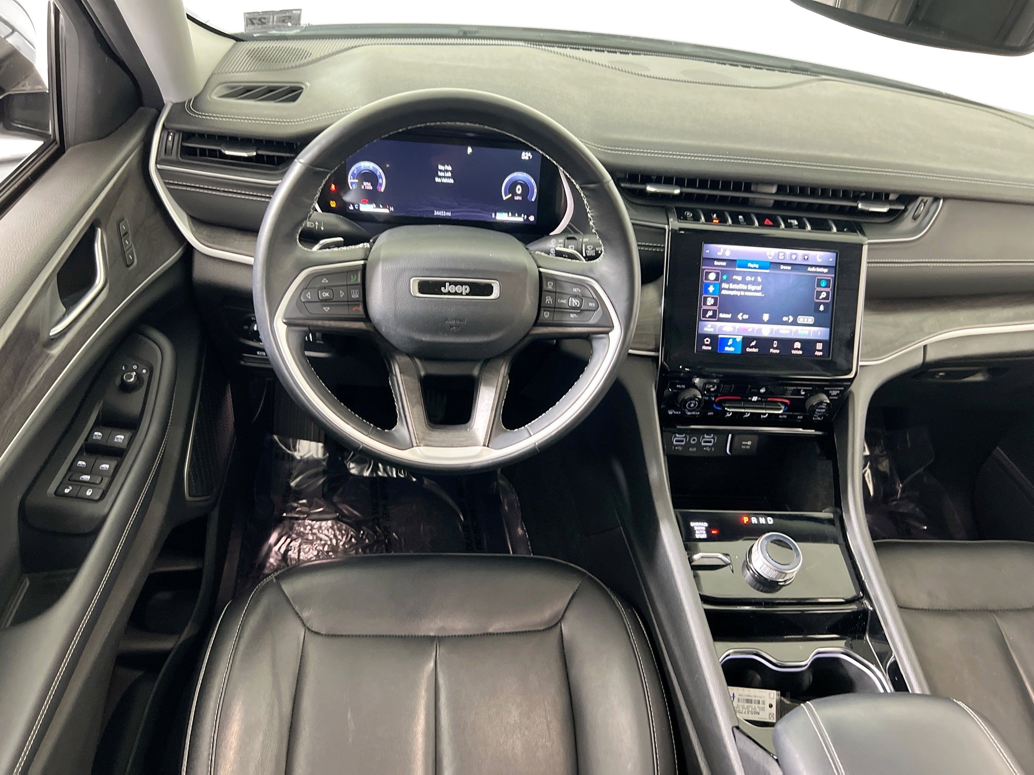 Used 2022 Jeep Grand Cherokee Limited AWD/4WD image 21