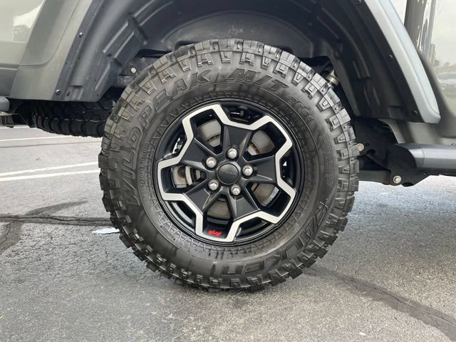 Used 2022 Jeep Gladiator Rubicon w/ LED Lighting Group AWD/4WD image 27