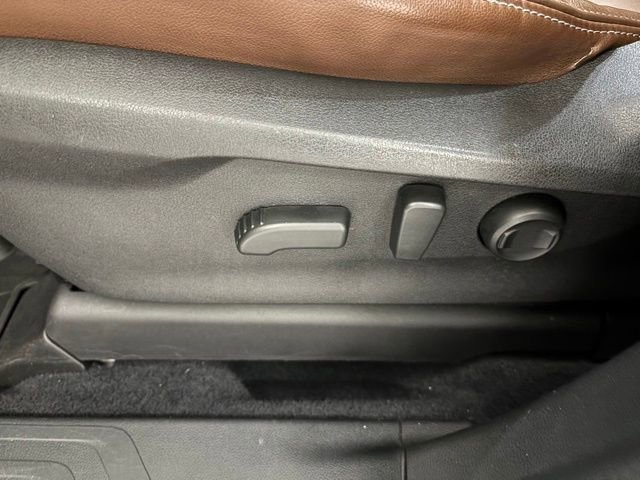 Used 2021 Subaru Ascent Touring w/ Popular Package #2A image 10