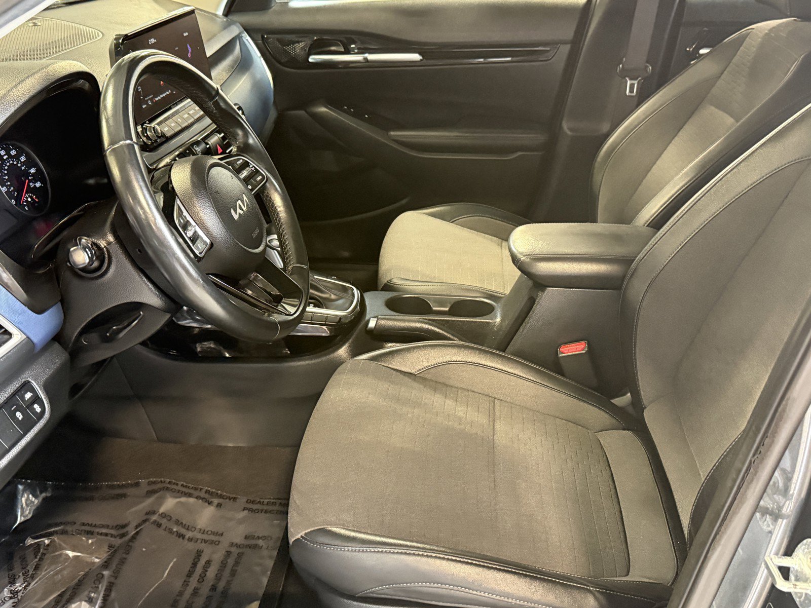 Used 2023 Kia Seltos S w/ Navigation Package FWD image 27