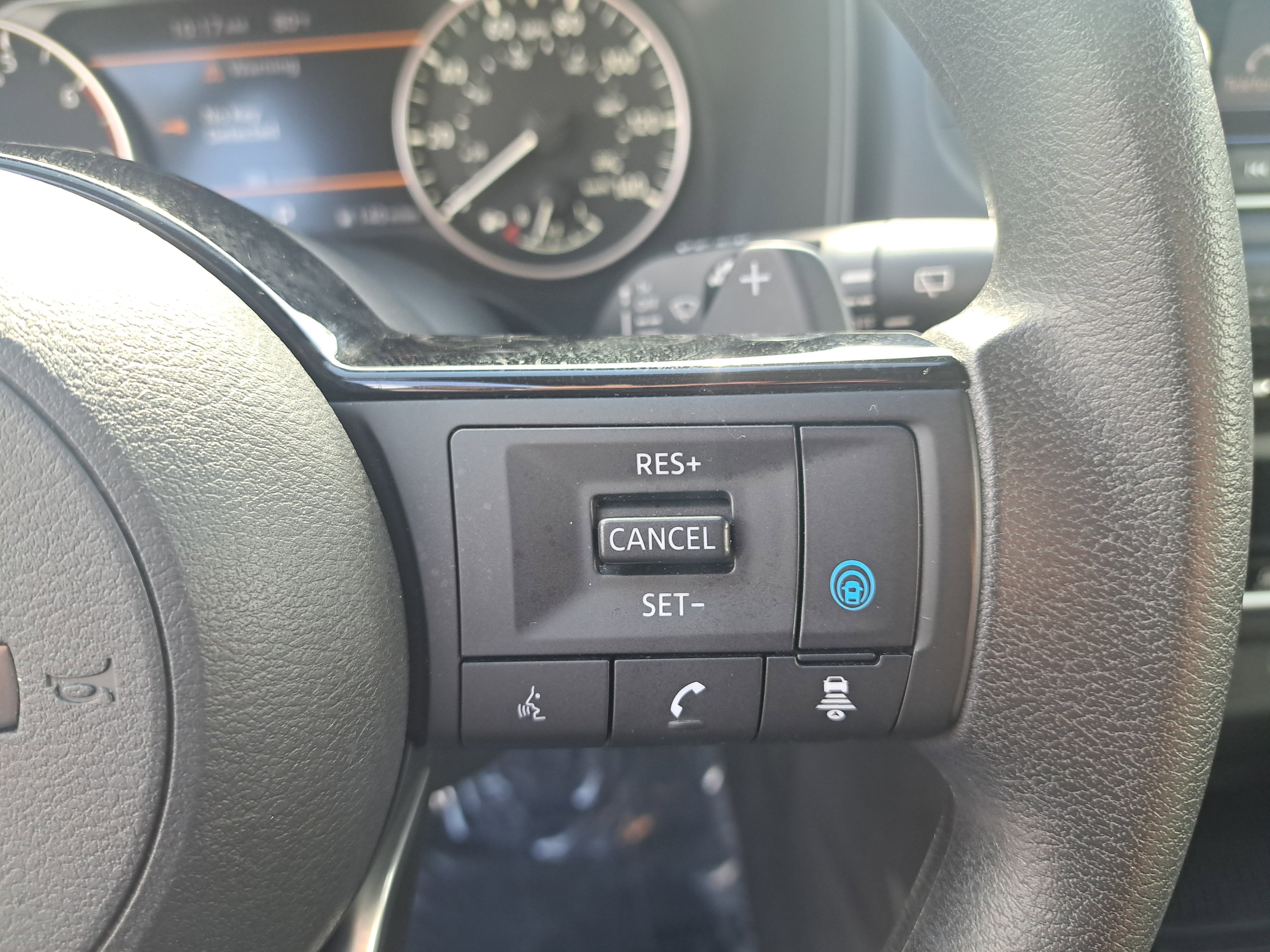 Certified 2023 Nissan Rogue SV image 22