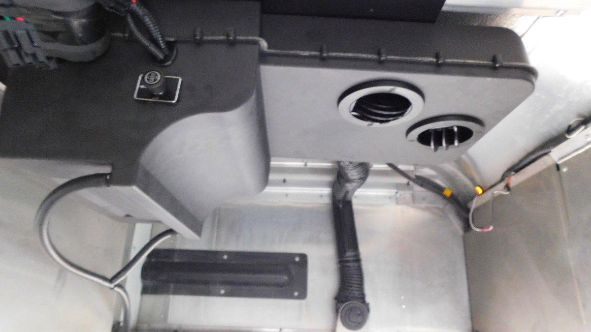 Used 2019 Ford E-450 and Econoline 450 Super Duty image 26