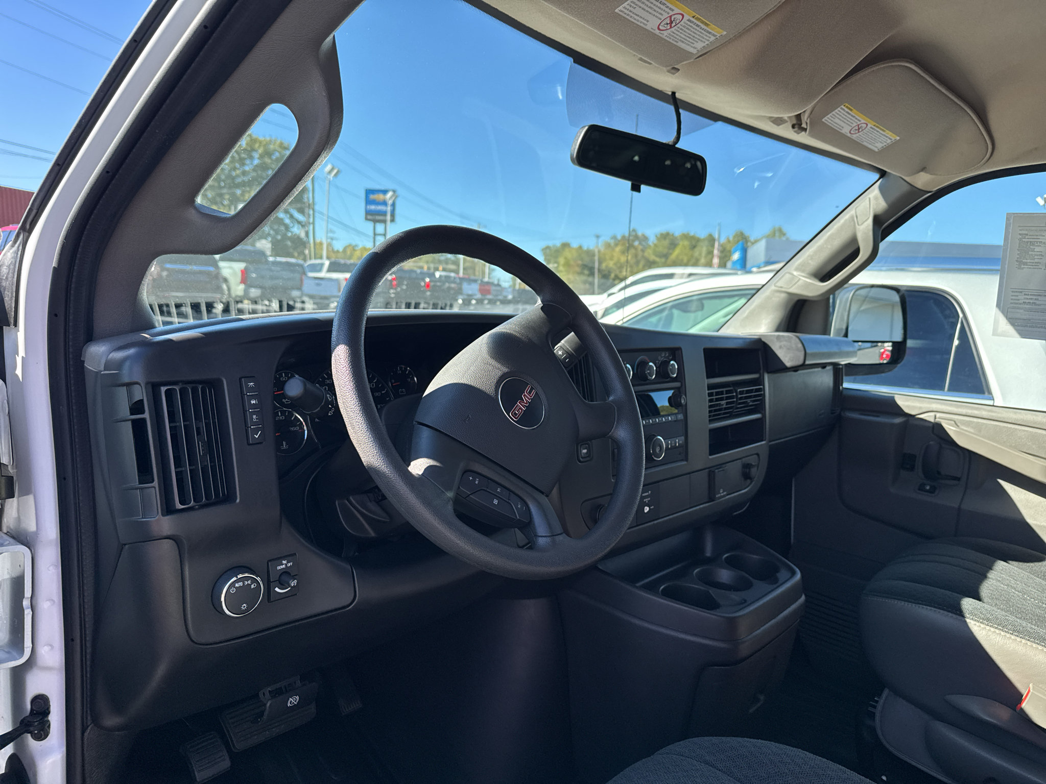 Used 2025 GMC Savana 2500 w/ Driver Convenience Package RWD image 8