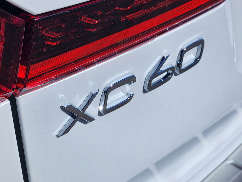 New 2026 Volvo XC60 B5 Ultra w/ Protection Package Premier image 31