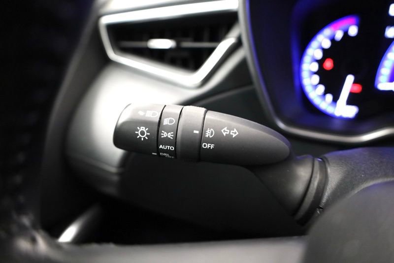 Used 2022 Toyota Corolla Cross XLE w/ Convenience Package image 26