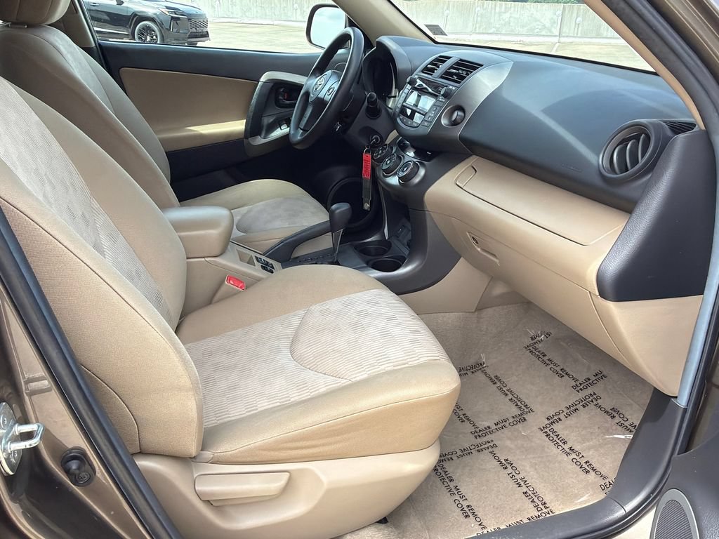 Used 2011 Toyota RAV4 4WD w/ Preferred Premium Pkg image 7
