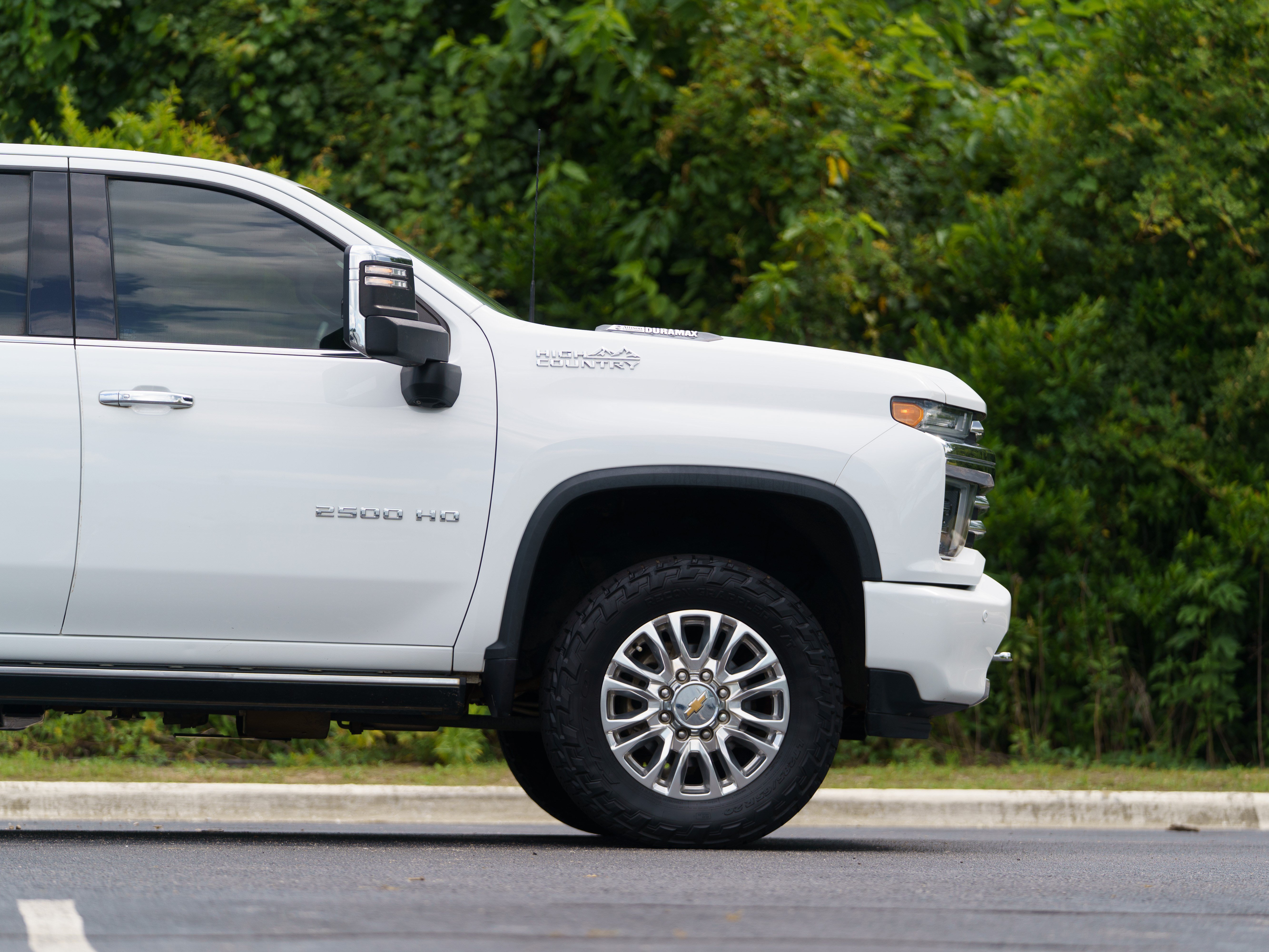 Used 2021 Chevrolet Silverado 2500 High Country w/ Z71 Off-Road Package AWD/4WD image 7