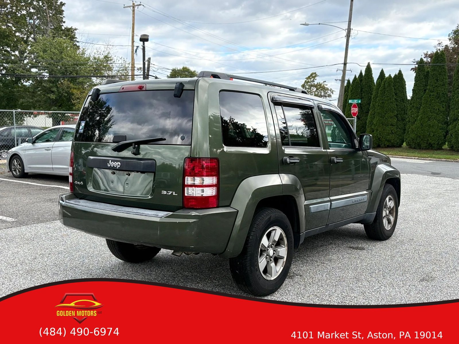 Used 2008 Jeep Liberty Sport w/ Popular Equipment Group AWD/4WD image 7