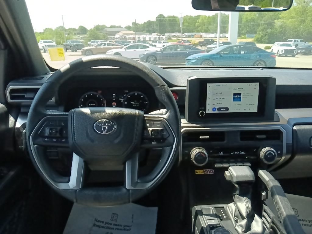 Used 2025 Toyota 4Runner TRD Off-Road AWD/4WD image 26