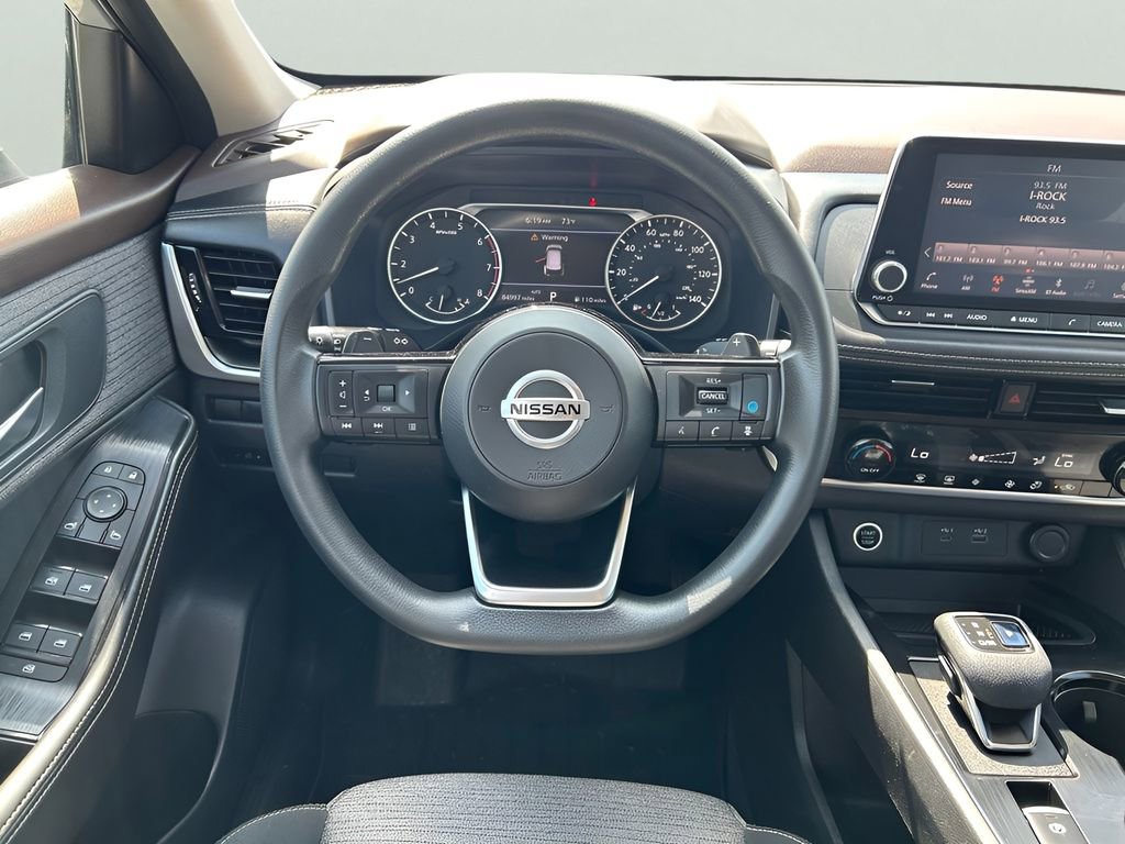 Used 2021 Nissan Rogue SV image 17