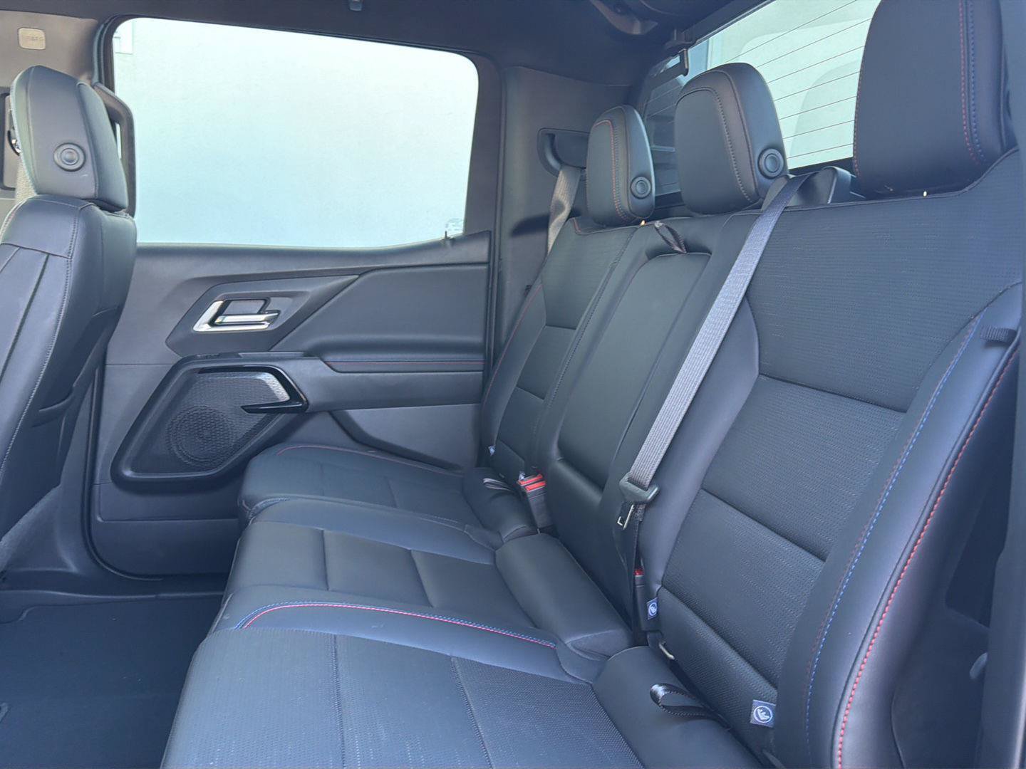 Used 2025 Chevrolet Silverado EV RST AWD/4WD image 11