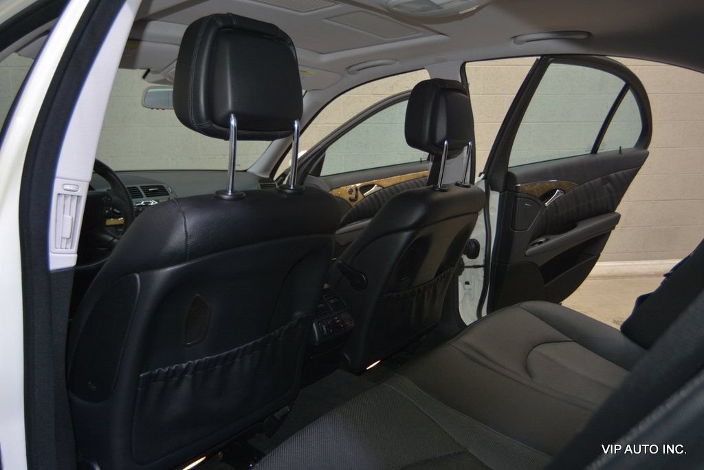 Used 2009 Mercedes-Benz E 550 Sedan image 19