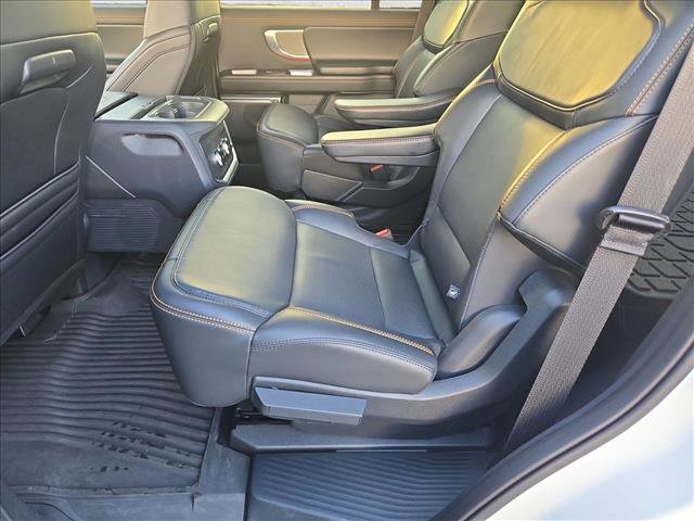 Used 2025 Ford Expedition Tremor AWD/4WD image 19