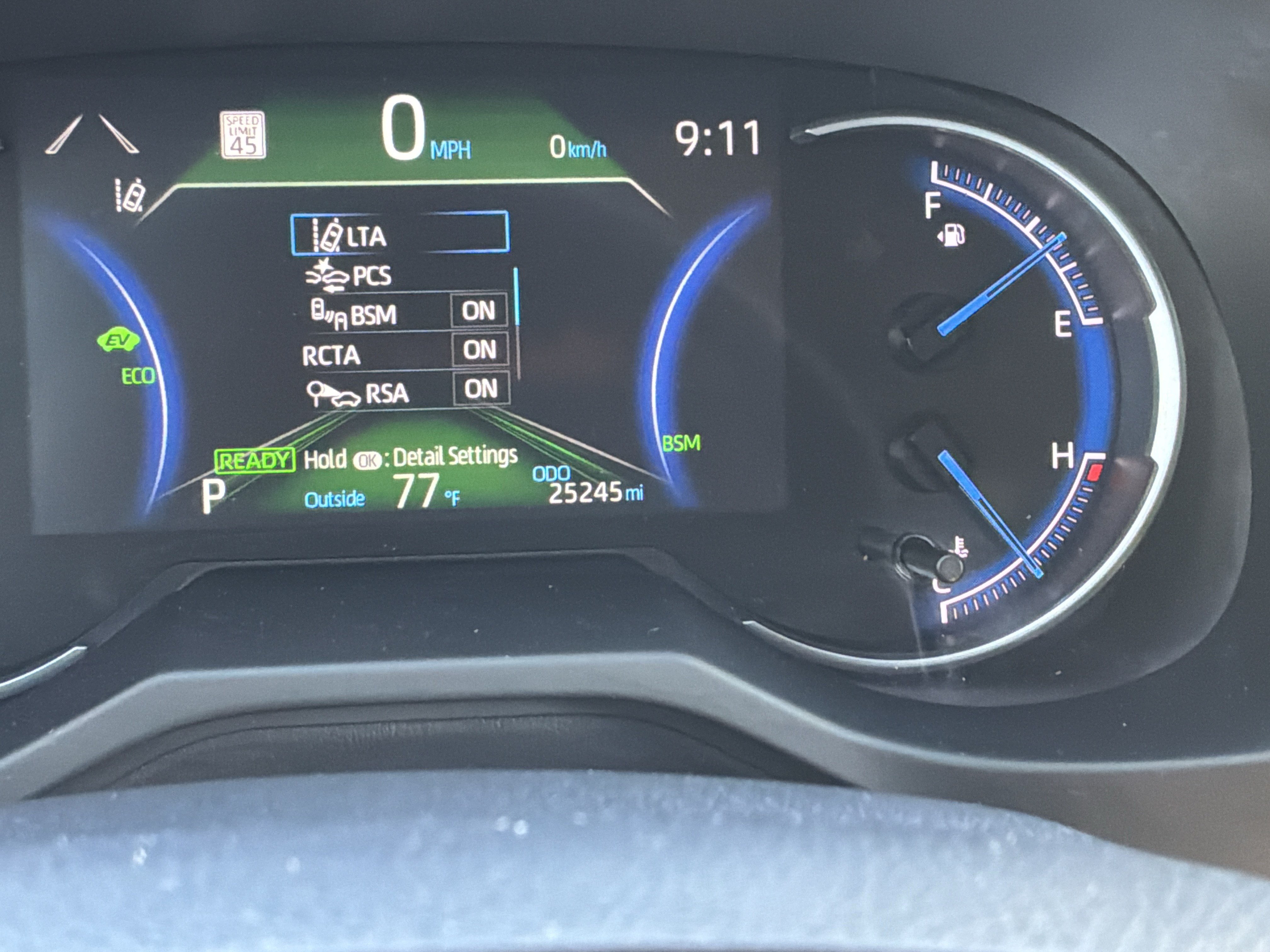 Used 2025 Toyota RAV4 LE AWD/4WD image 22