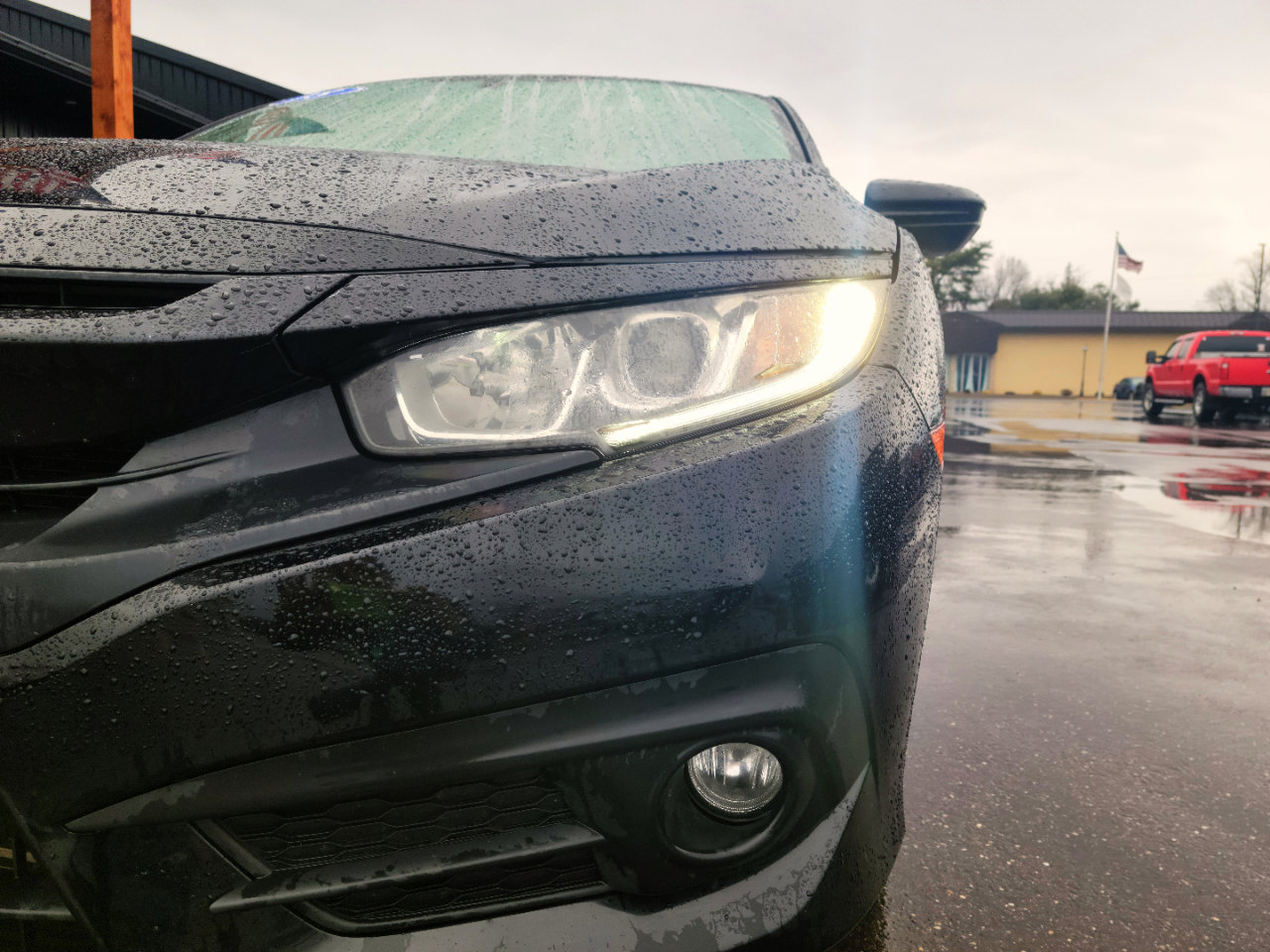 Used 2018 Honda Civic EX-T image 19