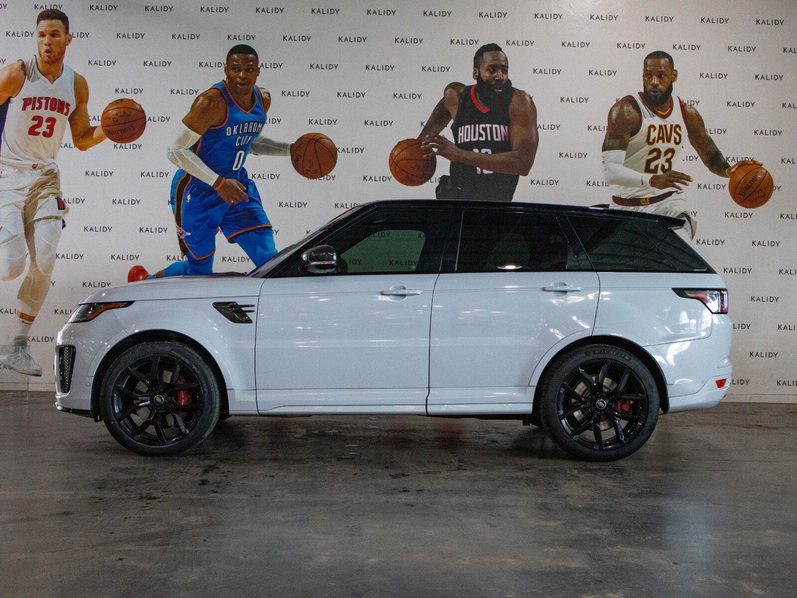 Used 2020 Land Rover Range Rover Sport SVR AWD/4WD image 18