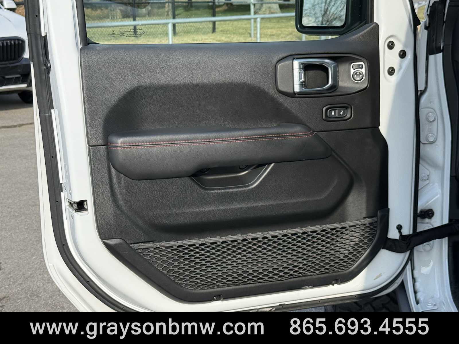 Used 2021 Jeep Gladiator Rubicon image 12