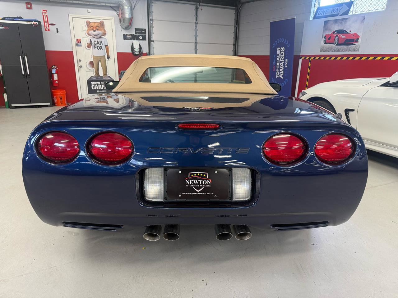 Used 2000 Chevrolet Corvette Convertible image 5