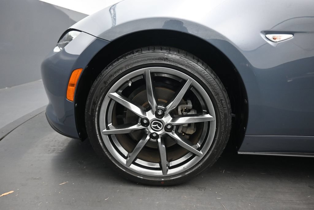Used 2020 MAZDA MX-5 Miata RF Grand Touring RWD image 35