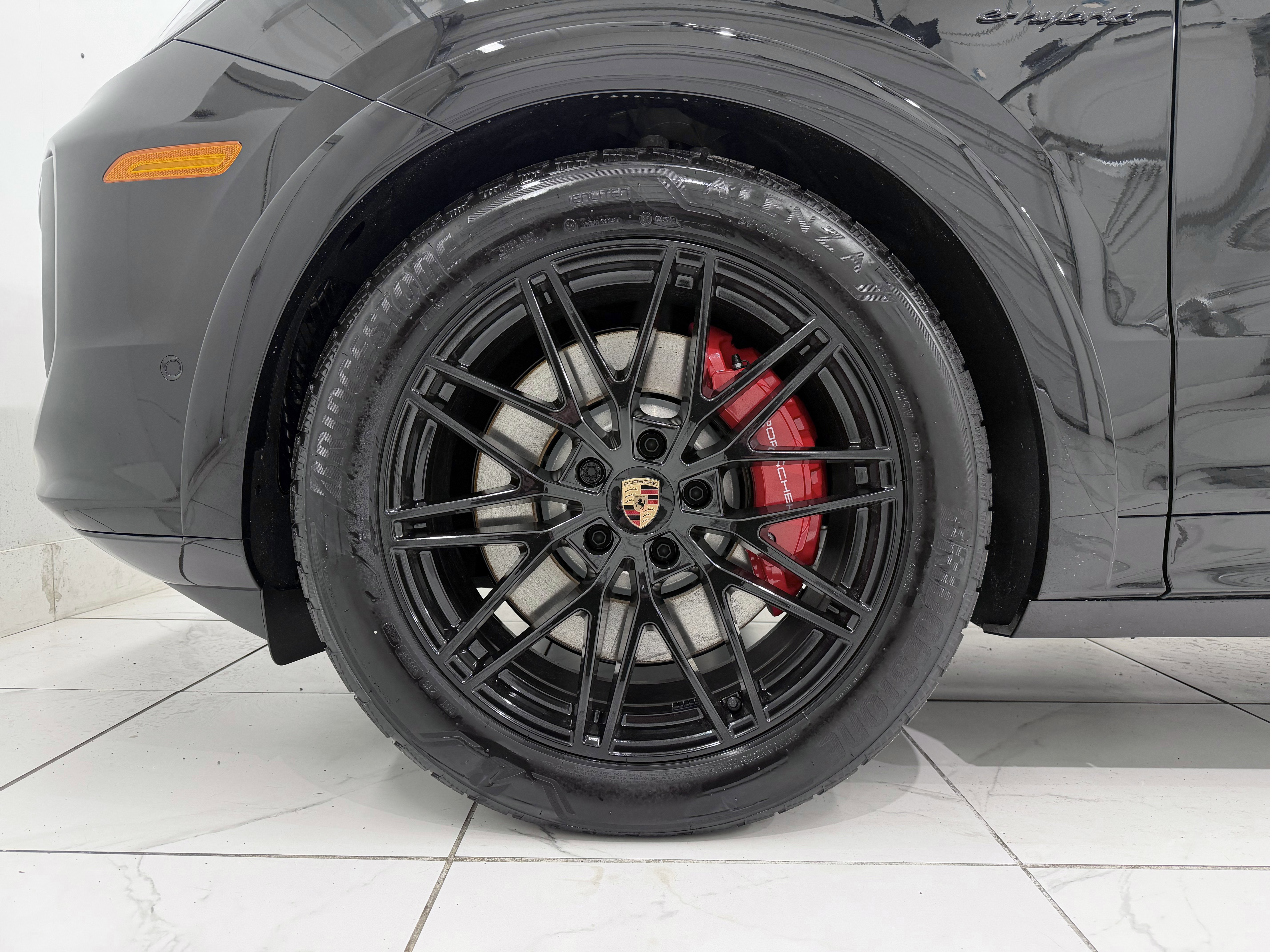 New 2026 Porsche Cayenne S image 16