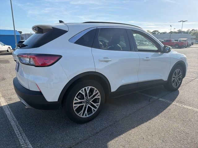 Used 2022 Ford Escape SEL w/ Technology Package image 3