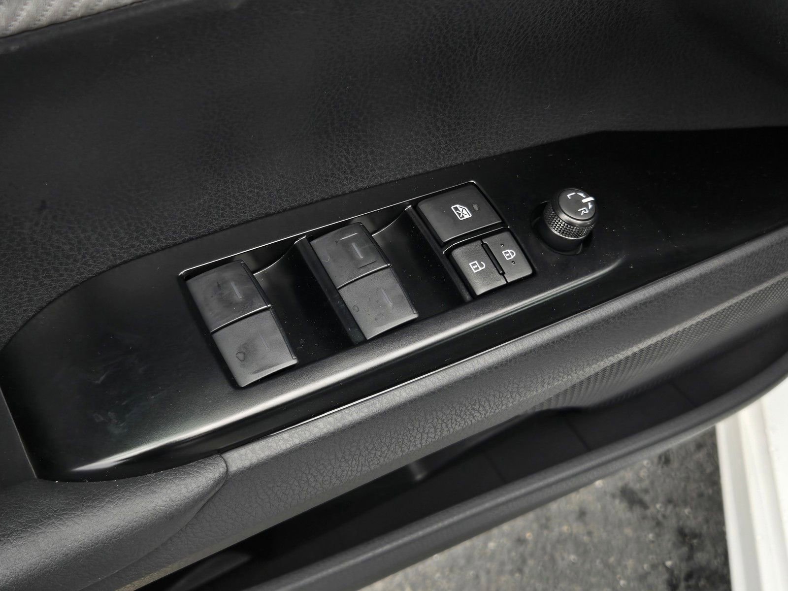 Certified 2026 Toyota Camry SE FWD image 10