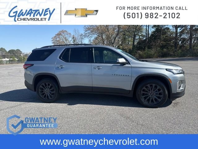 Used 2023 Chevrolet Traverse RS w/ LPO, Floor Liner Package FWD image 4