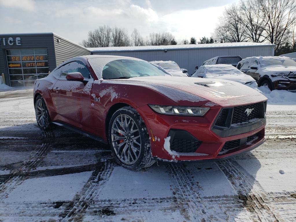 Used 2024 Ford Mustang GT Premium image 3
