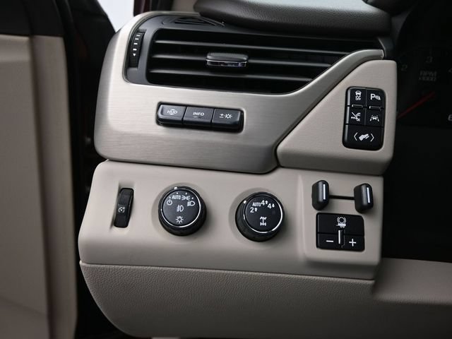 Used 2020 GMC Yukon Denali w/ Denali Ultimate Package AWD/4WD image 35