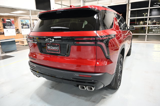 New 2027 Chevrolet Traverse LT w/ Midnight/Sport Edition FWD image 5