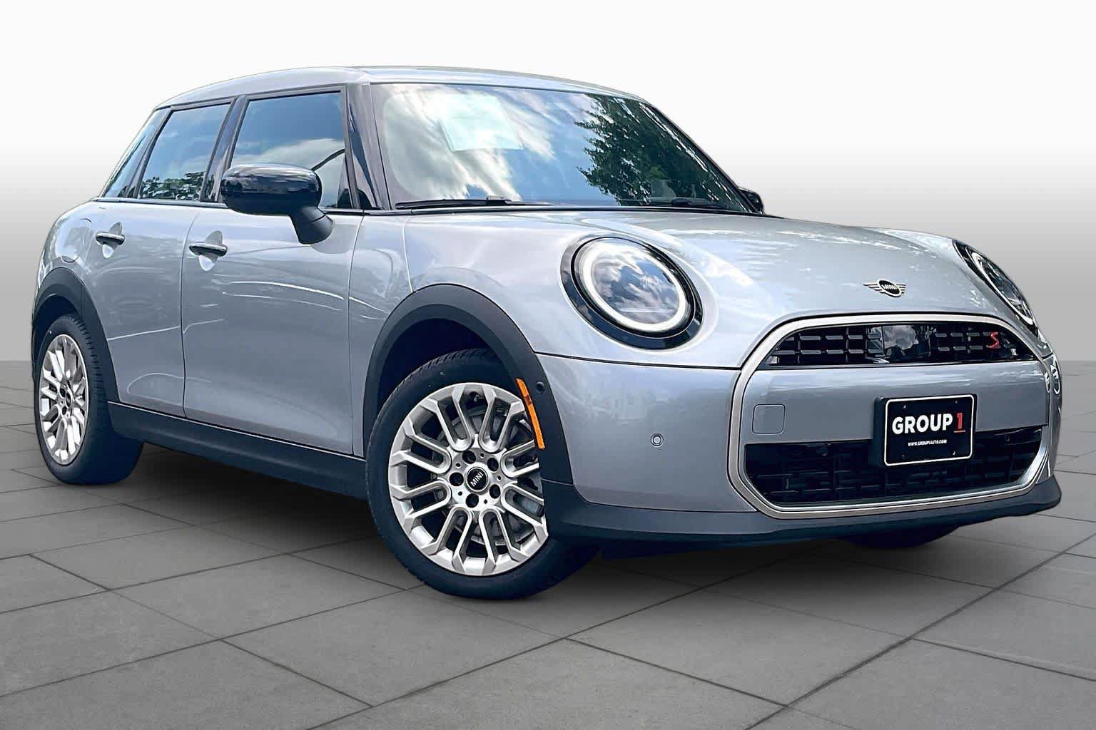 Used 2025 MINI Cooper S FWD image 2