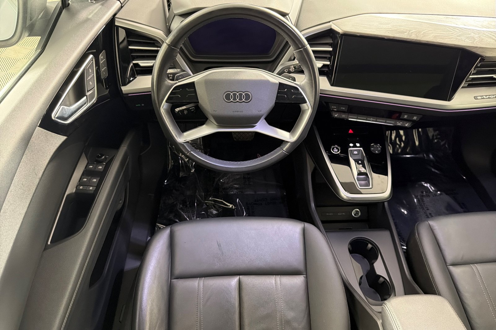 Used 2023 Audi Q4 e-tron Premium Plus RWD image 13