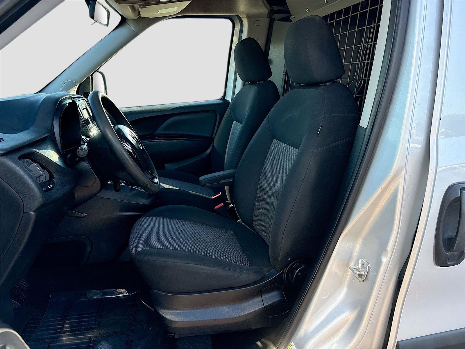 Used 2019 RAM ProMaster City Tradesman FWD image 19