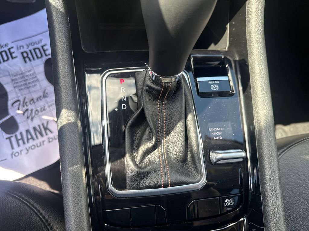 Used 2022 Jeep Compass Limited image 25