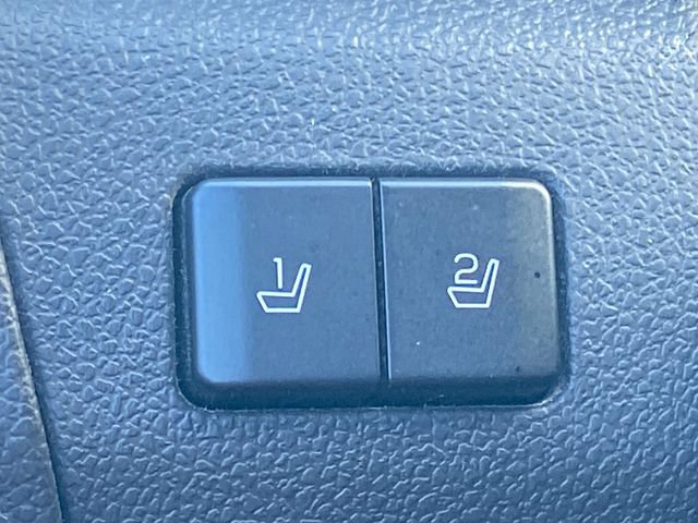Used 2012 Ford Edge Limited w/ Vision Pkg FWD image 29