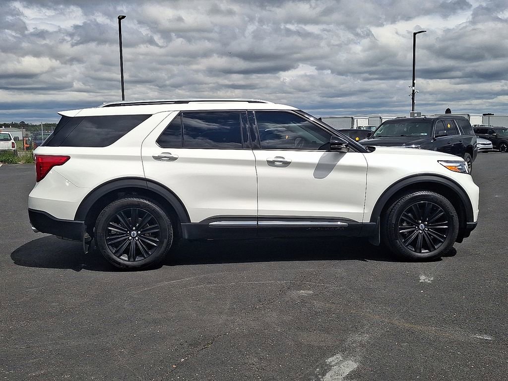 Used 2023 Ford Explorer Limited w/ Limited Technology Package AWD/4WD image 6