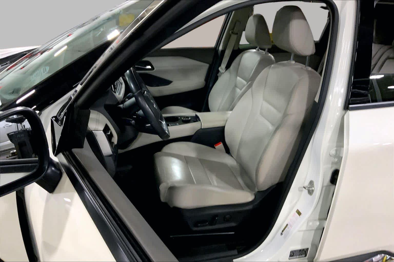 Used 2023 Nissan Rogue SL AWD/4WD image 8