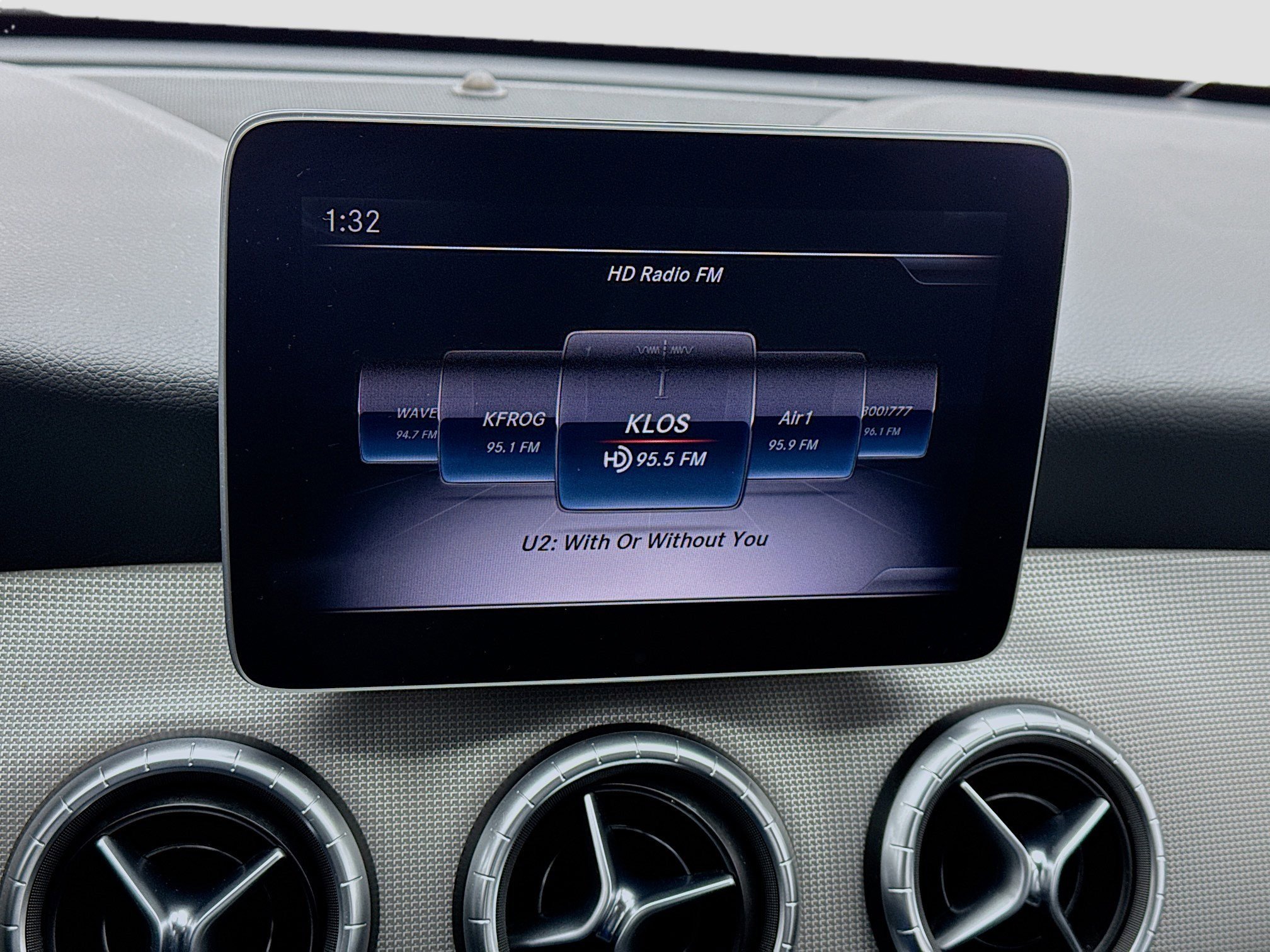 Used 2019 Mercedes-Benz CLA 250 image 11