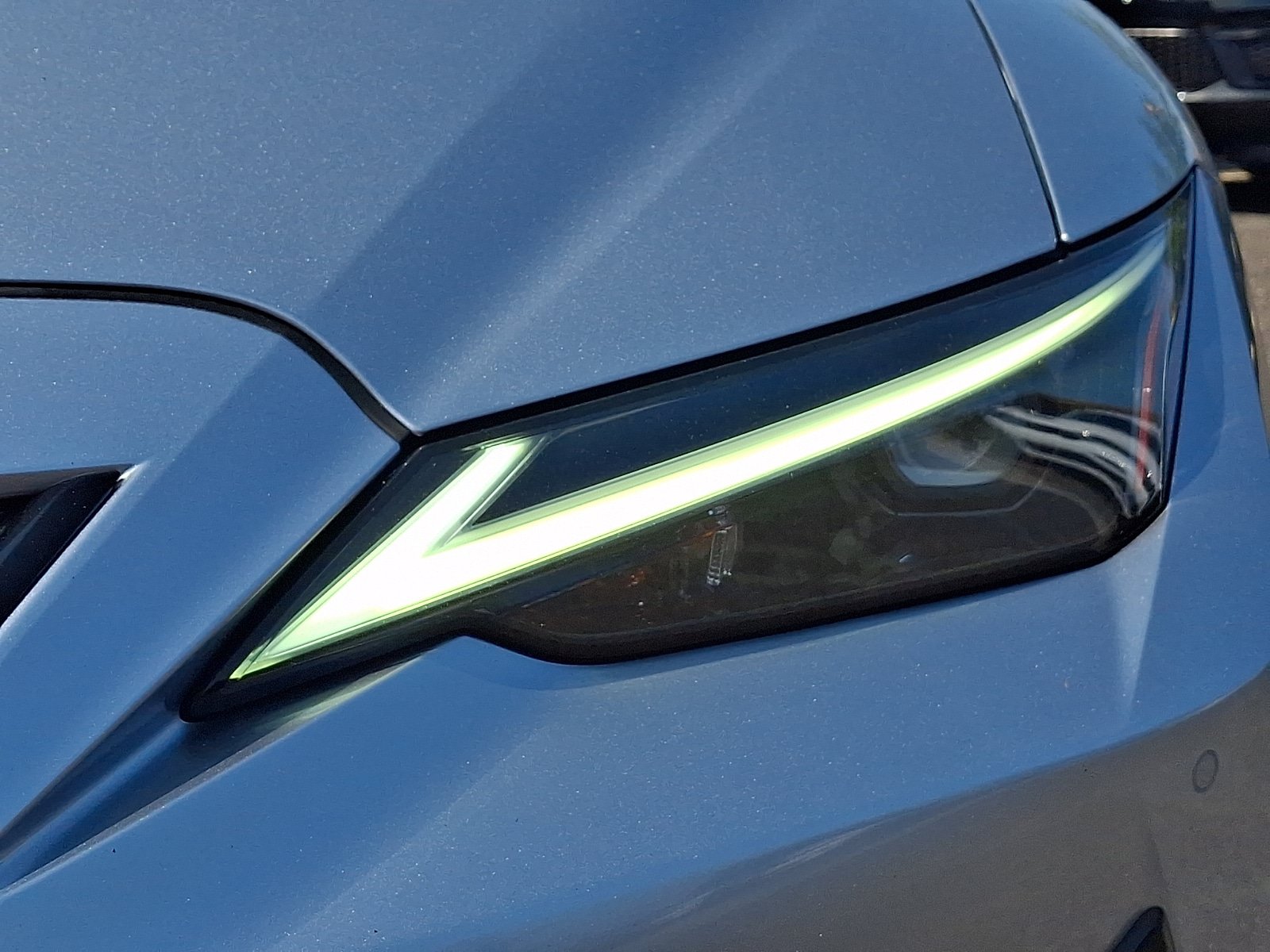 Used 2022 Lexus IS 350 F Sport w/ Accessory Package AWD/4WD image 9