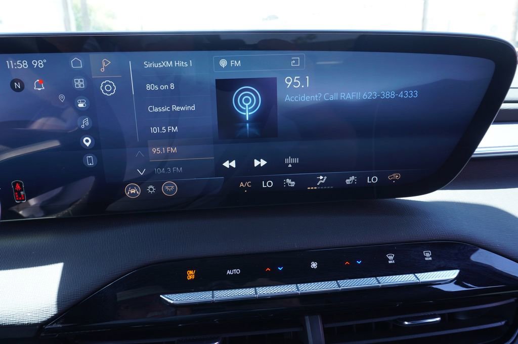 Certified 2026 Buick Enclave Sport Touring AWD/4WD image 19