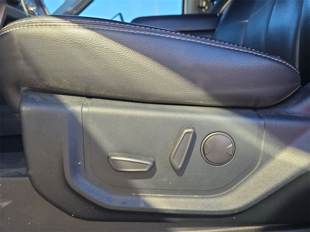 Used 2021 Ford F450 Lariat w/ Lariat Ultimate Package image 14