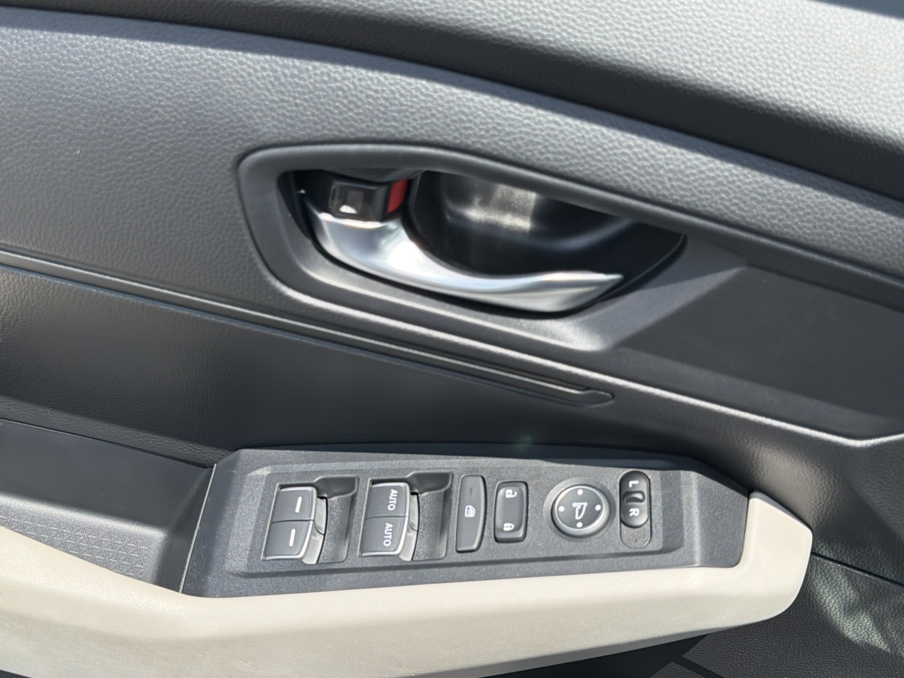 Certified 2025 Honda Accord LX image 21