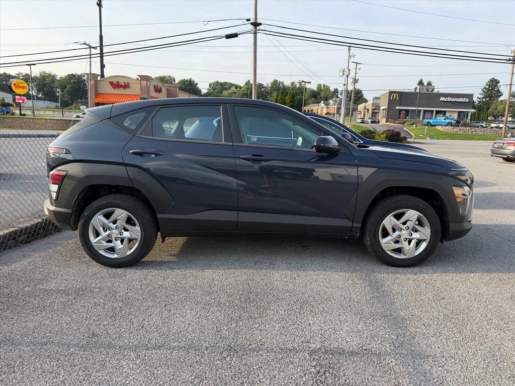 New 2026 Hyundai Kona SE AWD/4WD image 4