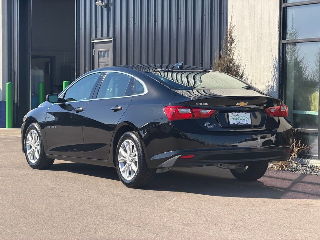 Used 2024 Chevrolet Malibu LT image 3