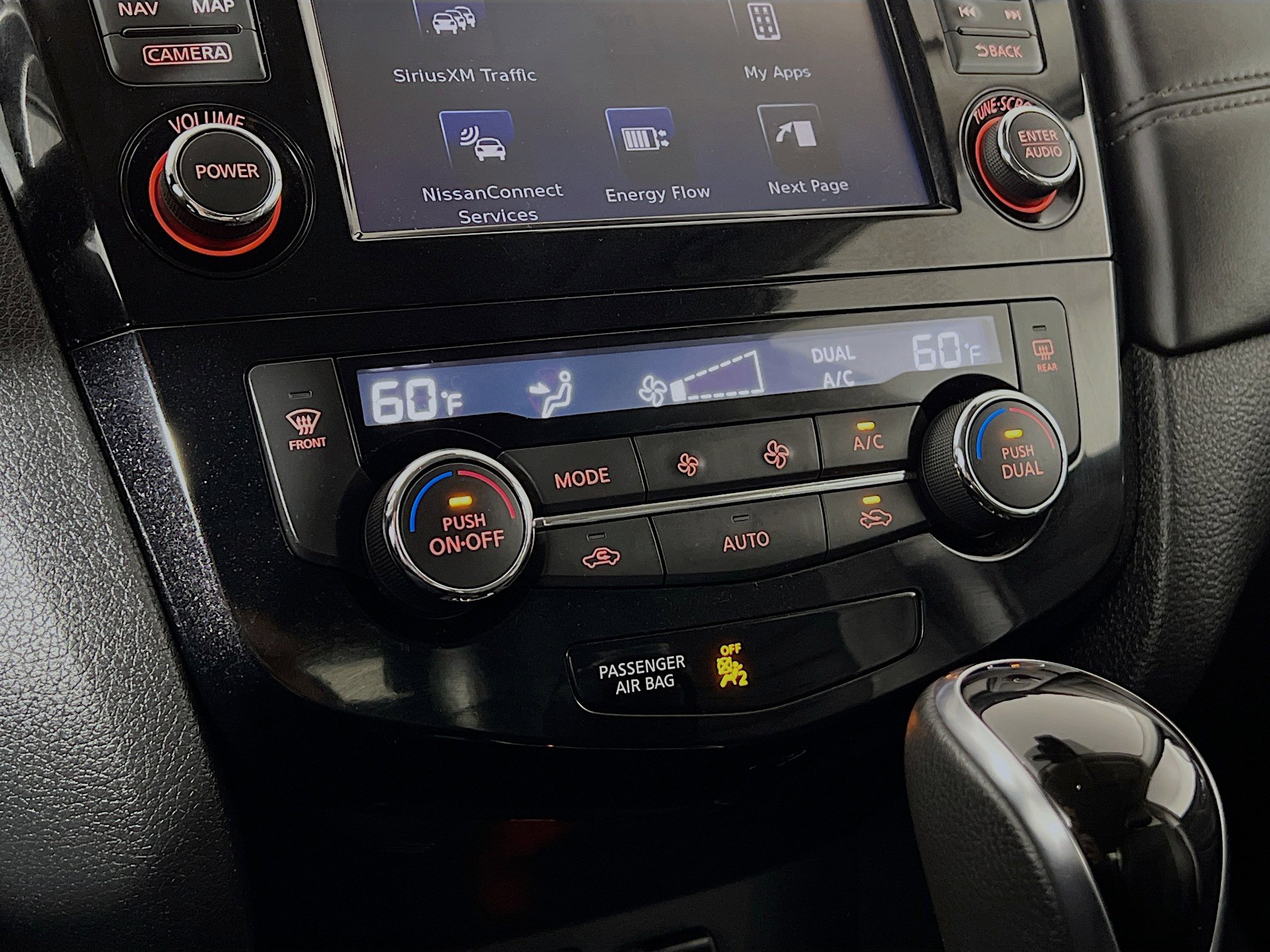 Used 2017 Nissan Rogue SL w/ SL HEV Premium Package image 18