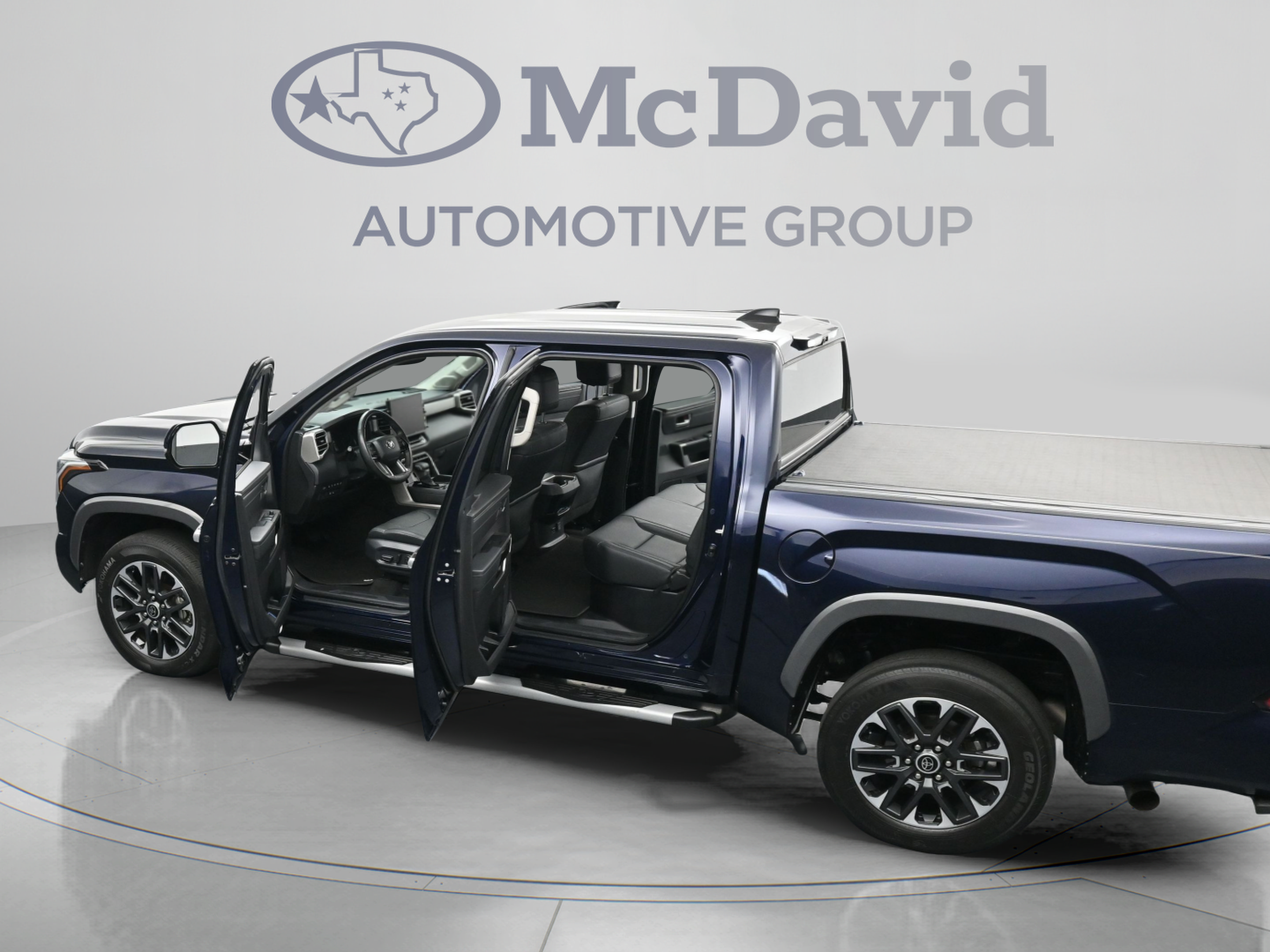 Used 2023 Toyota Tundra Limited AWD/4WD image 44